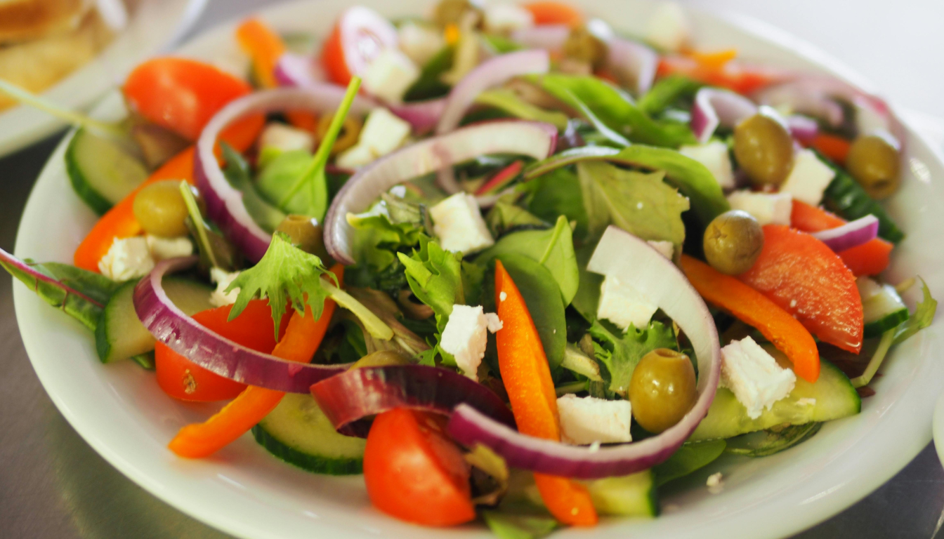 Conseils experts pour équilibrer votre assiette végétarienne ou vegan.