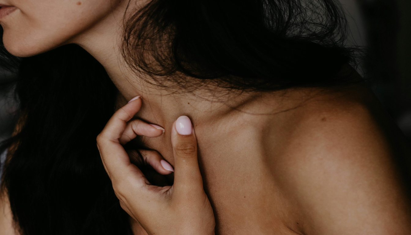 Guide complet des dépistages de prévention pour femmes (puberté à post-ménopause).